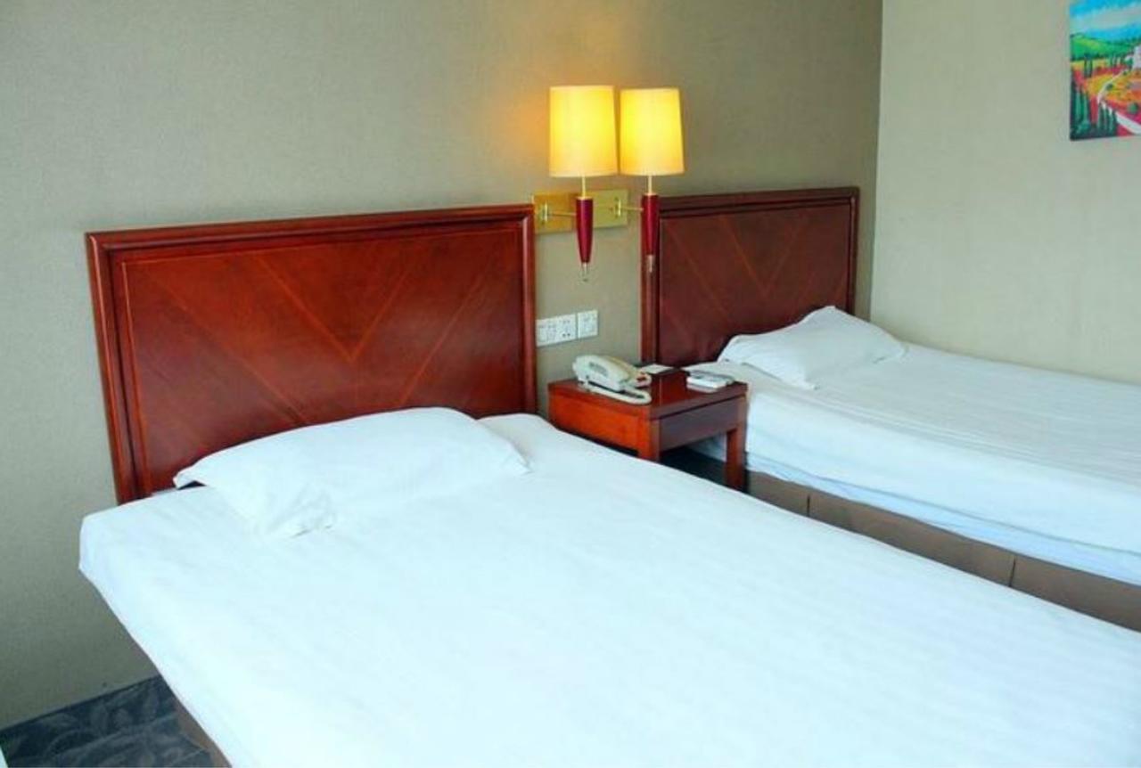 Gma Hotel Shanghai Wuning Road Zhenping Road Metro Station Exterior foto