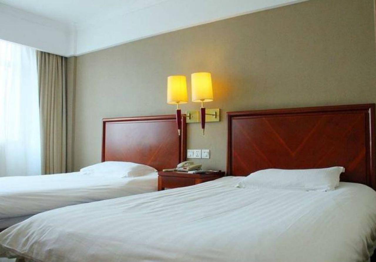 Gma Hotel Shanghai Wuning Road Zhenping Road Metro Station Exterior foto
